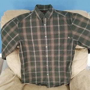 Mens Wolverine button up long sleeve. Size medium